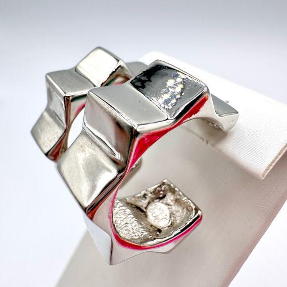 Kenneth Lane Spike Hoop Earrings Silver Tone Pierced Edgy Rocker Punk Baddie - Picture 2 of 12